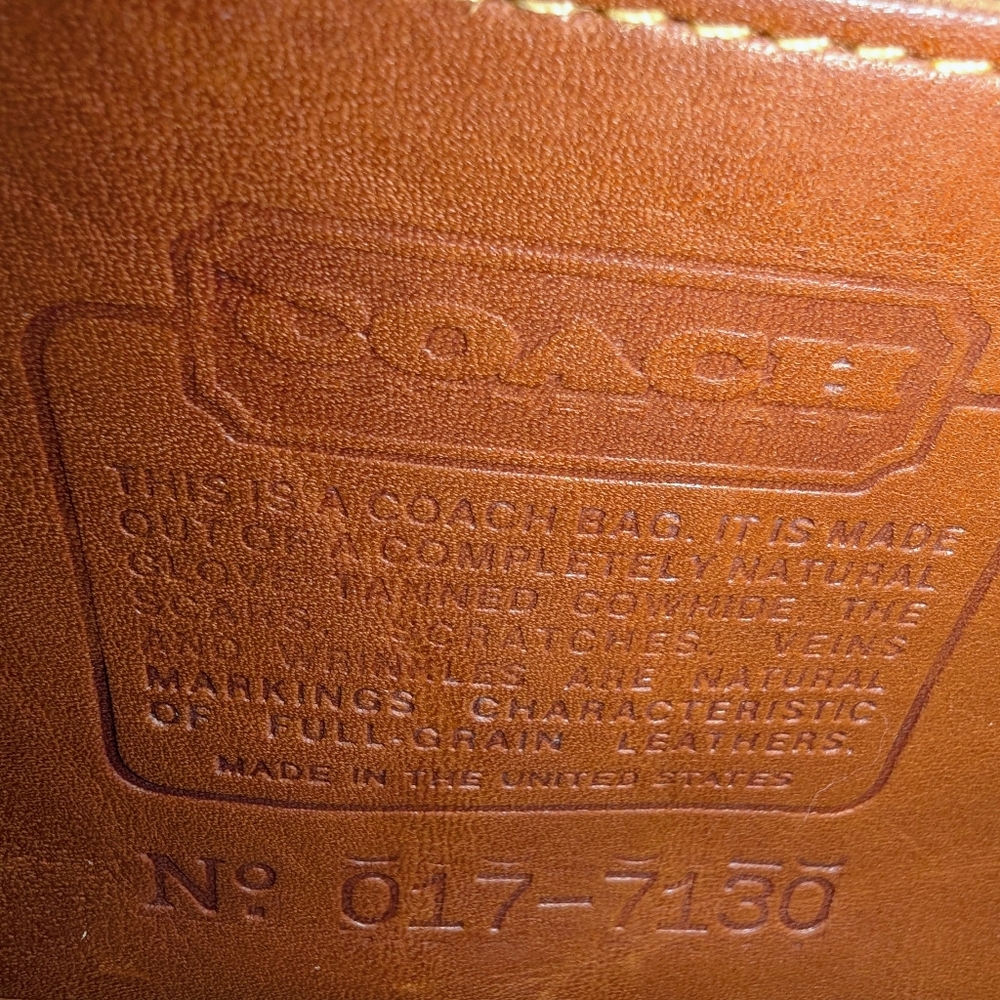 One of a Kind Vintage Coach Dinky - Picture 14 of 14